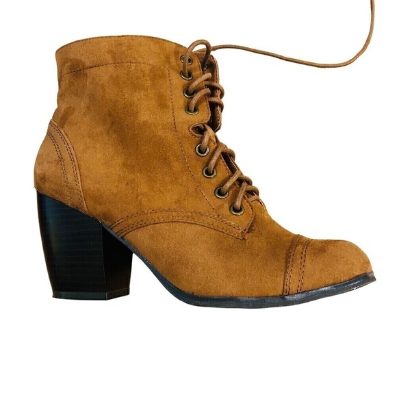 C.R. Women's Ankle Bootie, Size (8) 3" Heel, Faux Suede, Lace-up, Brown #S4 - Picture 2 of 8